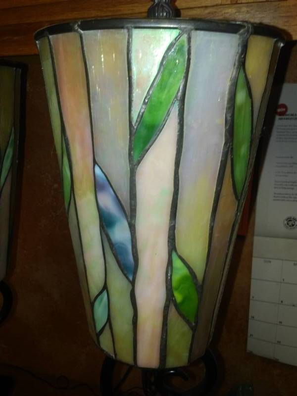 lot 106 image: Accent lamps (2), working condition