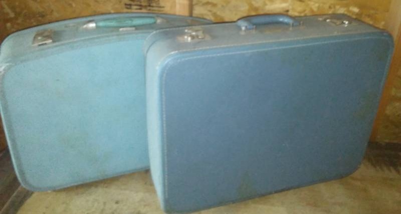 lot 123 image: 2 vintage hard side suitcases.