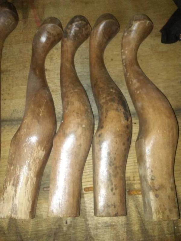 lot 124 image: 2 matching sets of four wood legs.