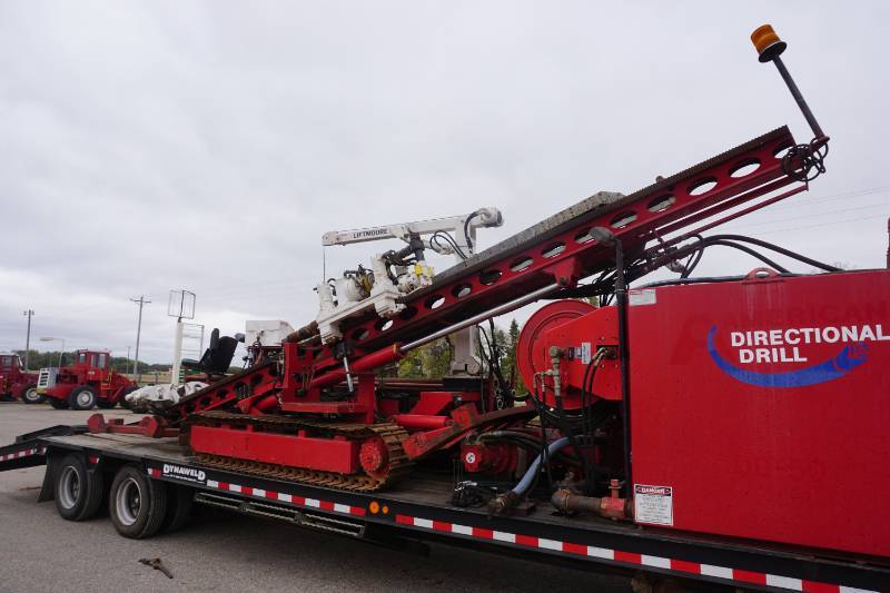lot 4 image: American Drilling Corp DD50 15 Horizontal Tracked Directional Drill Stem With Pumps, Generator and Boom Lift