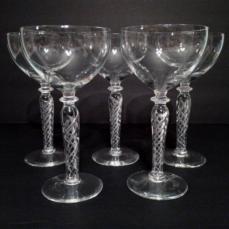 lot 28 image: Vintage SET OF 5 Cotton Air Twist Stem 1950s Wine Champagne Glasses - Excellent Condition