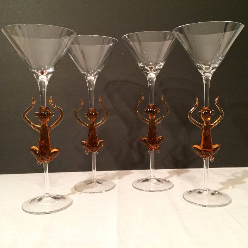 lot 1 image: 4 Blown Art Glass Tall Martini Monkey Glasses - Like New Condition  Everytime I look at them I start singing Day-O Daaay-O&nbspThe Banana Boat Song