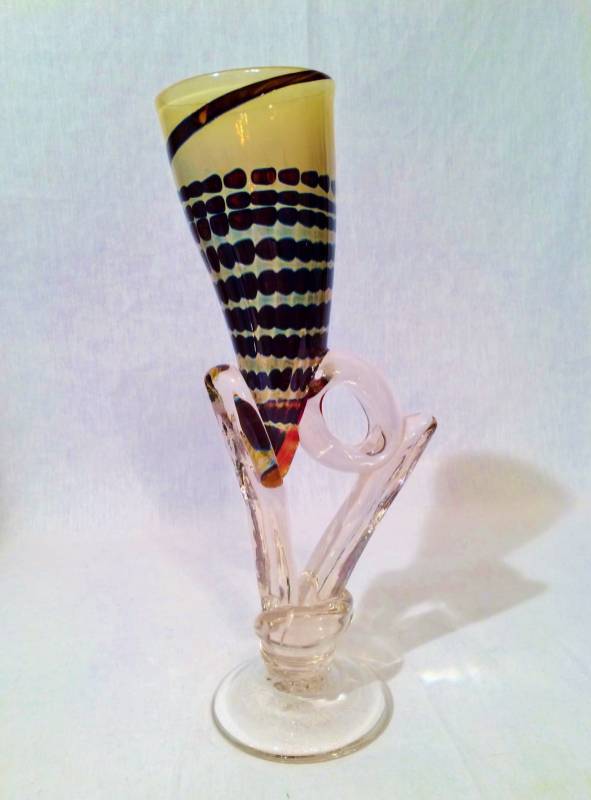 lot 67 image: WOW 1988 Minnesota Renaissance Festival Art Glass Artist Signed Beer Stein - Excellent Condition 