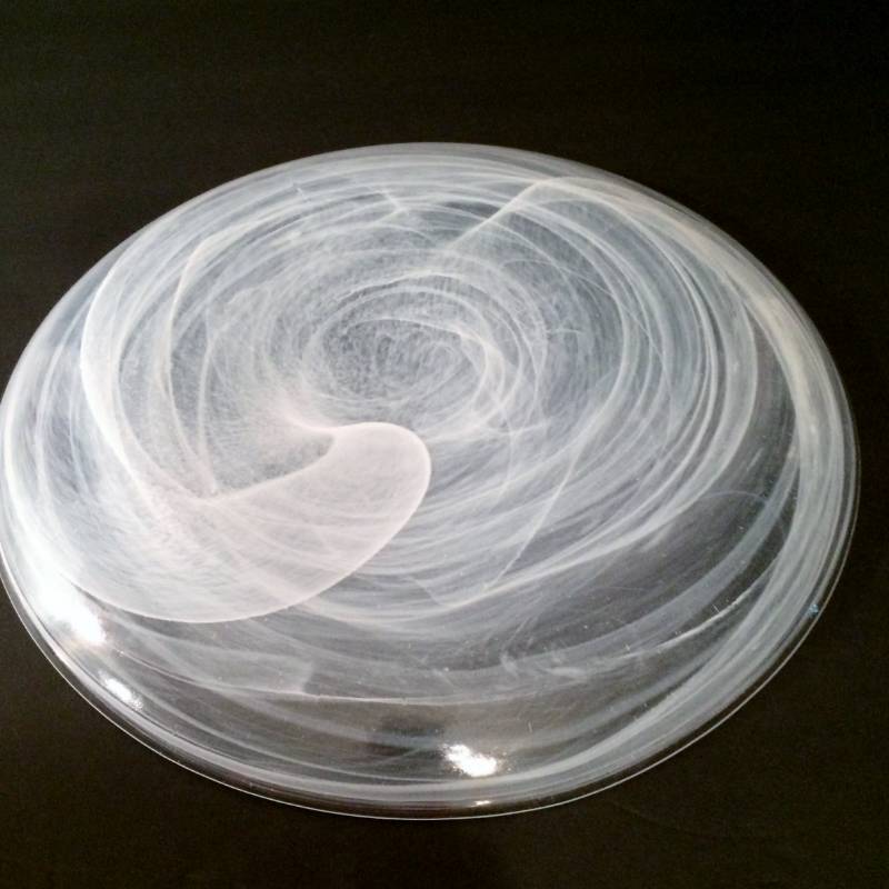 lot 68 image: 3 Mariposa White Alabaster Marble Opaque Swirl Art Glass Dinner Plates Dinnerware - Excellent Condition