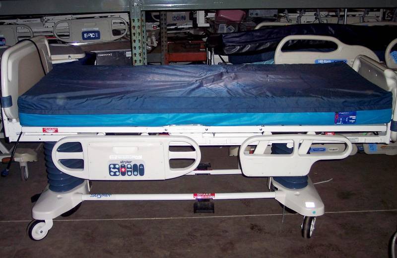GIVE YOUR LOVED ONE THE BEST Stryker Secure II Power Motorized Adjustable 500lb Capacity Hospital Nursing Home In-Home Health Patient Care Bed Built In Weight Scale & Bed-Exit Alarm Plugs Into Regular Light Socket Free Used High Quality Mattress