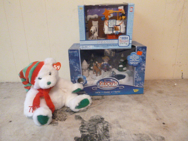 lot 74 image: Rudolph and Peanuts Christmas Dcor