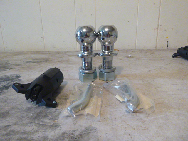 lot 11 image: 1 78 Ball, Conversion Plug and Hitch Pins
