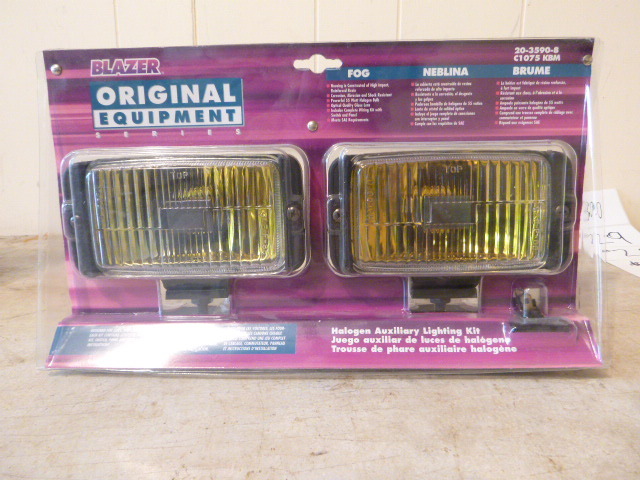 lot 24 image: Blazer Halogen Auxiliary Lighting Kit