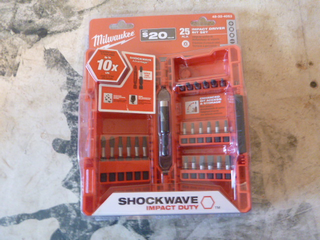 lot 85 image: Milwaukee Impact Driver Bit Set