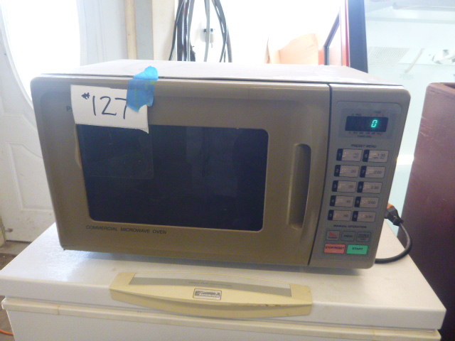lot 127 image: Panasonic Commercial Microwave Oven