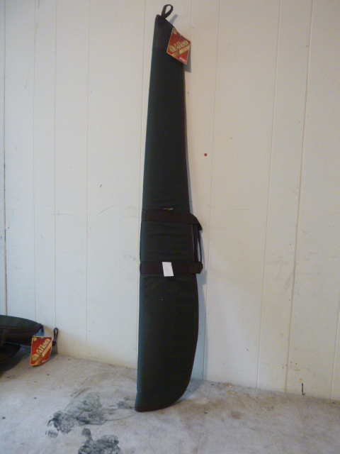 lot 101 image: Allen Soft-Sided Rifle Case