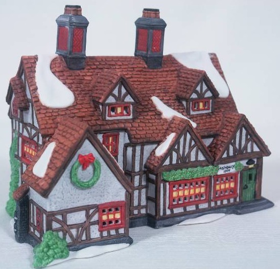 lot 34 image: Ashbury Inn - Dickens Village