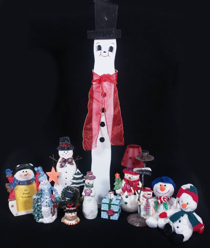 lot 58 image: Its a Snowman Convention