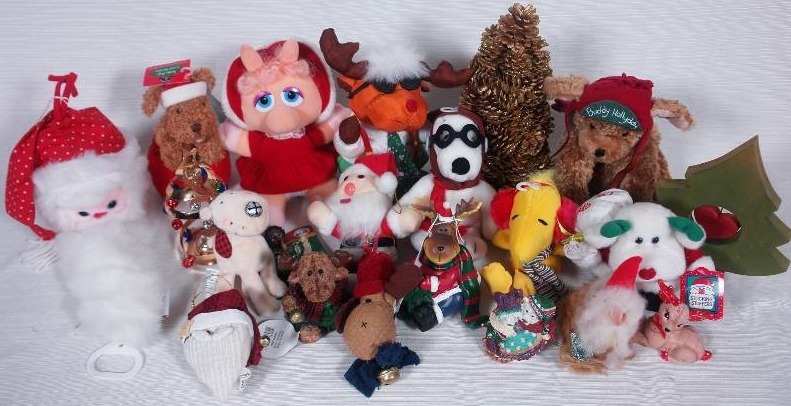 lot 69 image: Christmas Novelties