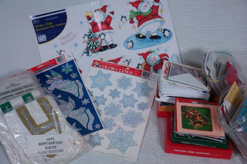 lot 70 image: Paper Crafts, Decorations, and Cards