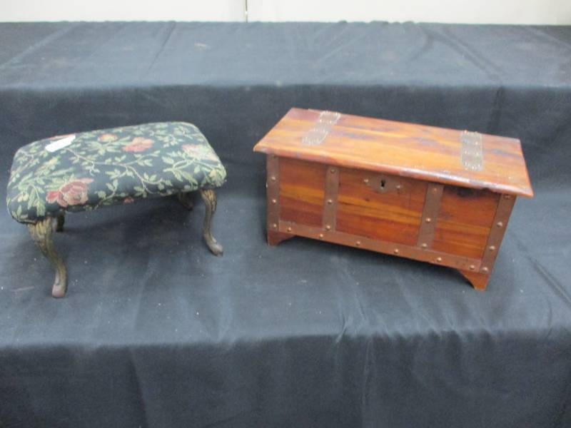 lot 61 image: Antique mini bench look like brass and wood box
