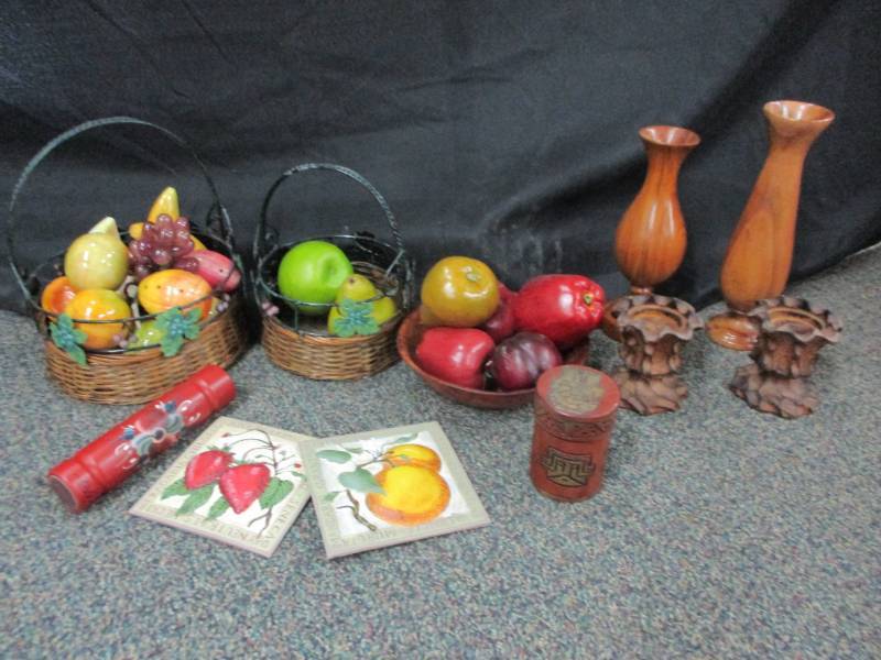 lot 97 image: Marble and Plastic Fruit and Baskets