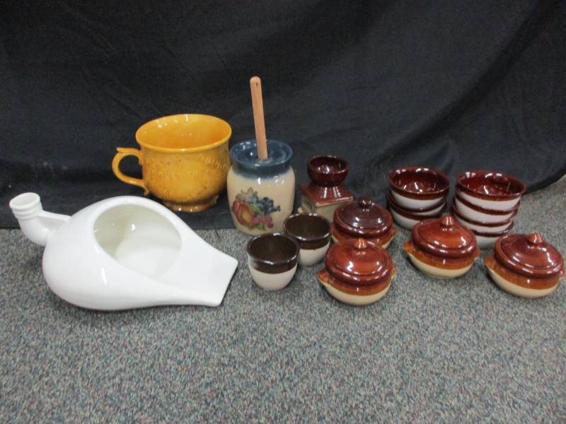 lot 102 image: Crocks, Huge Cup,ceramic bed pan and little crocks