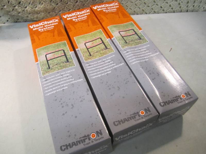 lot 25 image: 3 Champion Traps and Targets VisiCh...