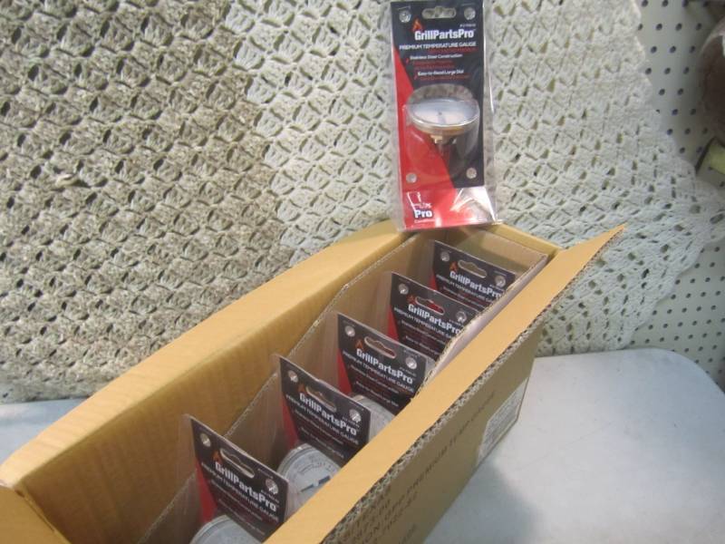 lot 30 image: Case of 6 Grill Parts Pro Premium T...