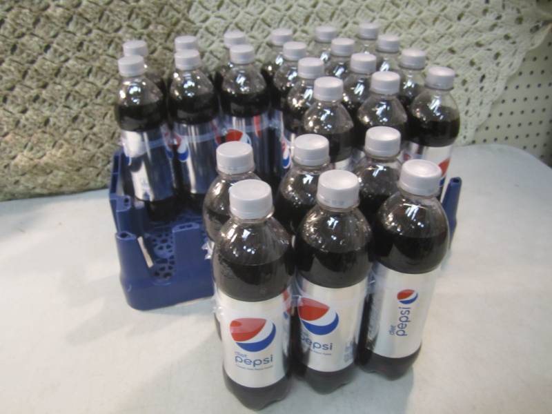 lot 43 image: Case of 24 Bottles of Diet Pepsi 16...