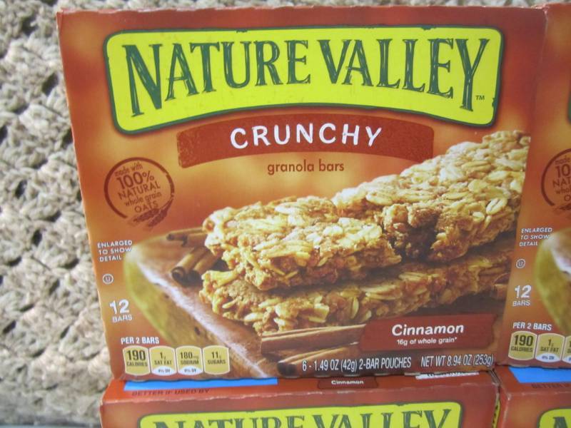 lot 134 image: 4 Boxes of Nature Valley Crunchy Ci...