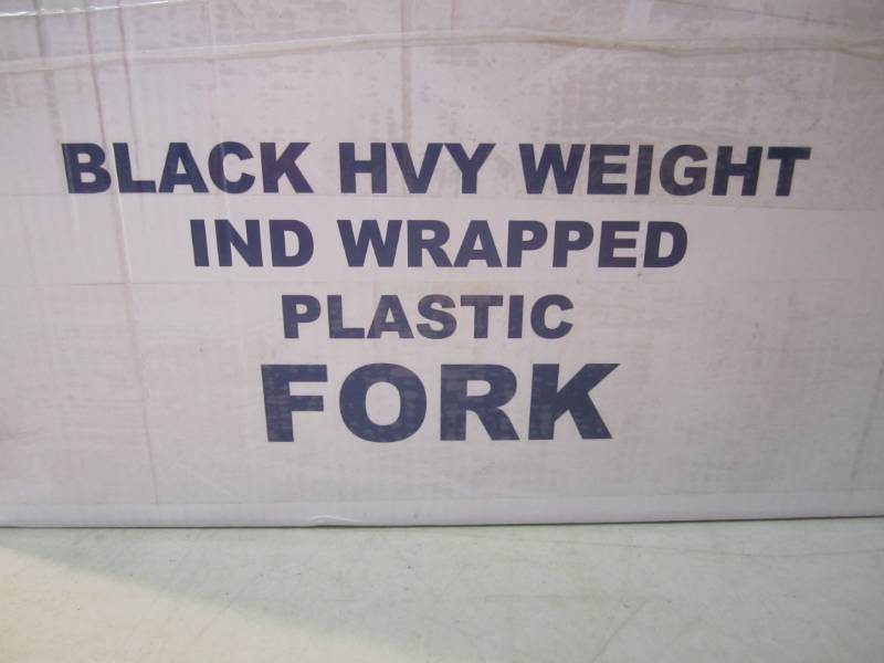 lot 150 image: Case of 1000 Black Heavy Weight Wra...