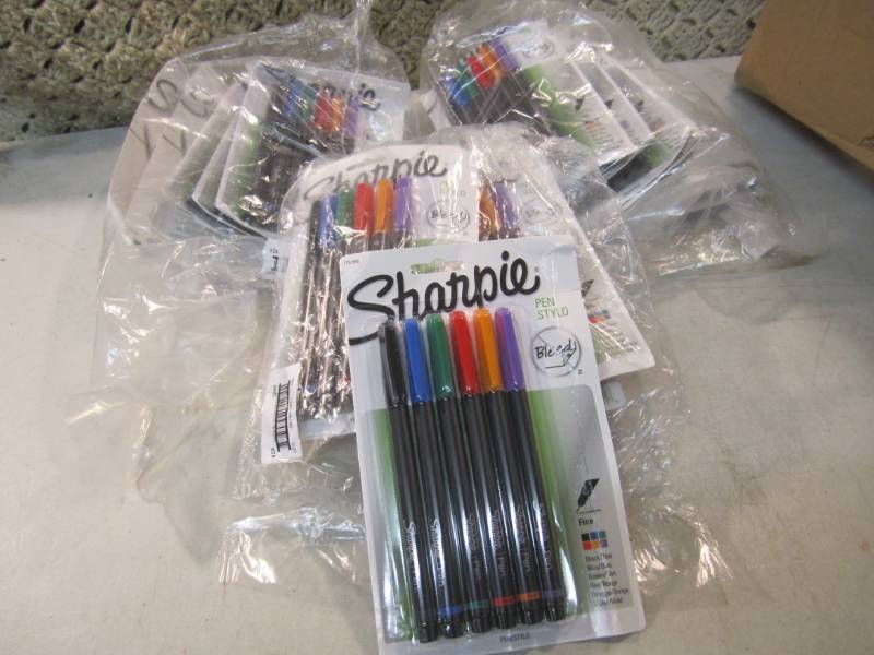 lot 155 image: Lot of 18 Packs of Sharpie Fine Poi...