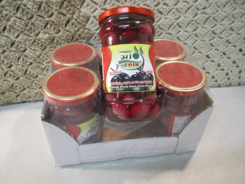 lot 186 image: Case of 6 Jars of Natural Whole Bla...