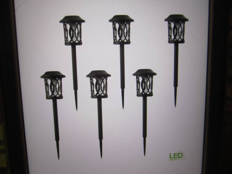 lot 202 image: Hampton Bay 6-Pack of LED Solar Pat...