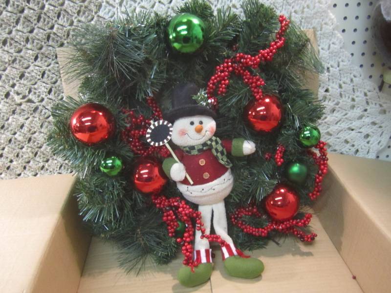 lot 211 image: 21 Light Up Snowman Wreath New in ...