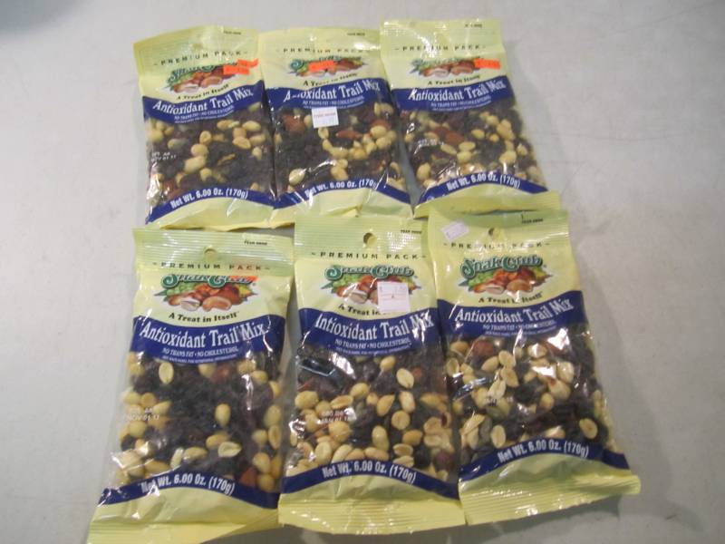 lot 246 image: 6 Bags of Antioxidant Trail Mix Bes...