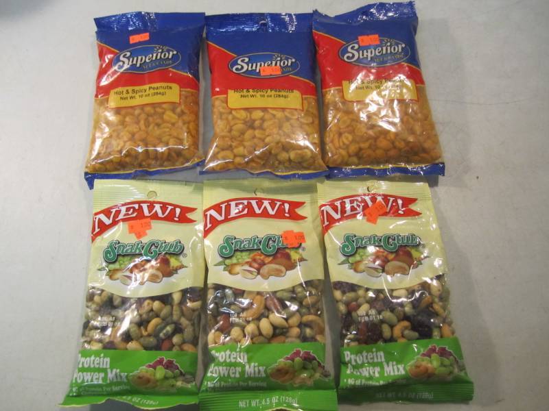 lot 253 image: Mixed Lot of 6 Bags of Hot & Spicy ...