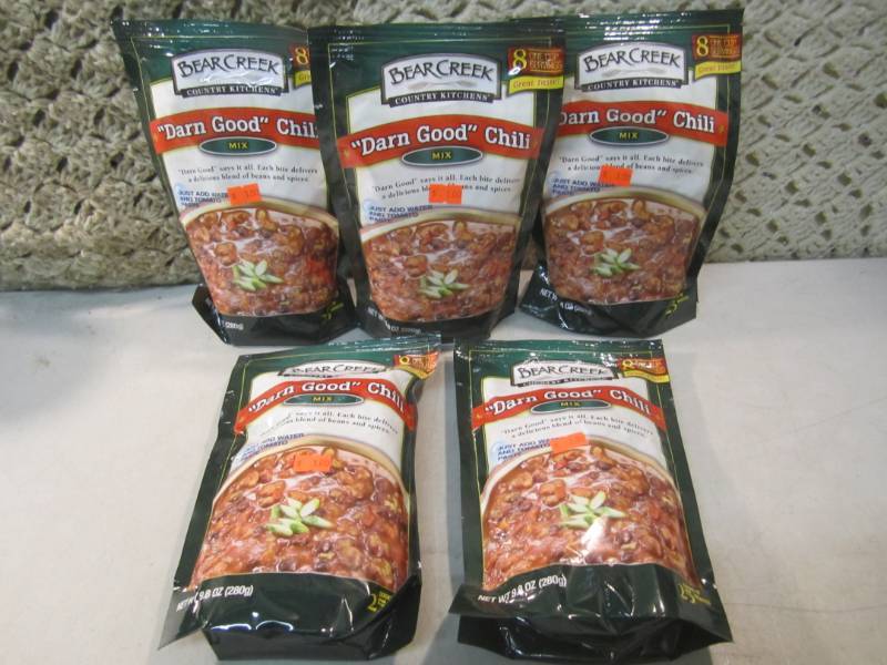 lot 258 image: 5 Bags of Bear Creek Darn Good Chil...