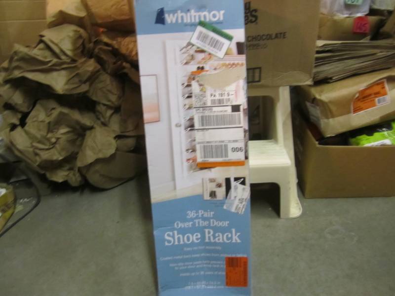 lot 288 image: Whitmor 36-Pair Over The Door Shoe ...