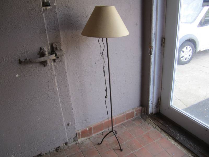 lot 295 image: Metal Floor Lamp 58 High Works  RM...