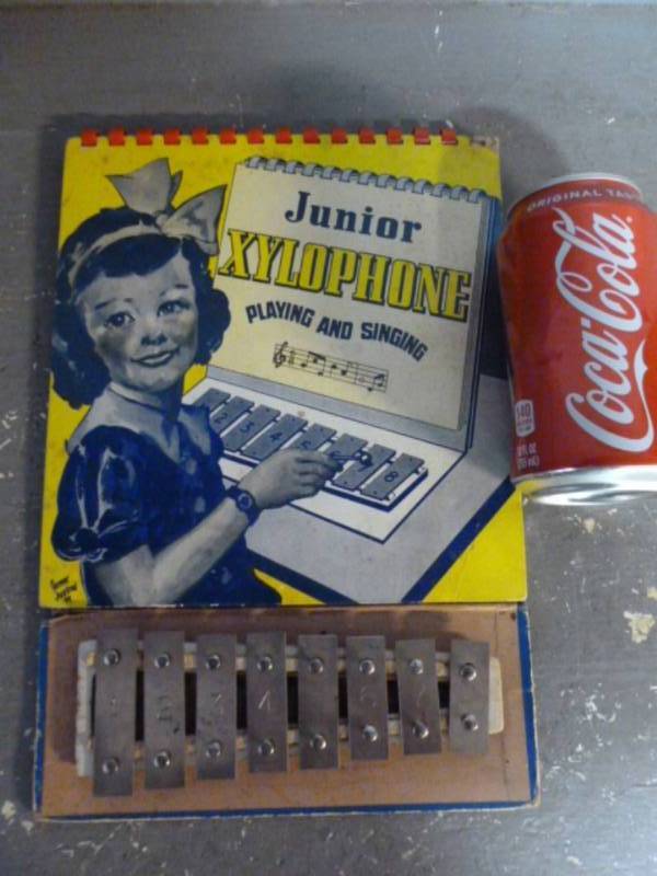 lot 42 image: Vintage Instrument