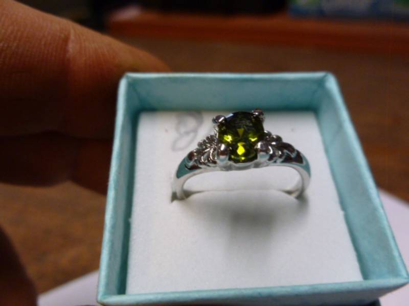 lot 54 image: Ladies Ring