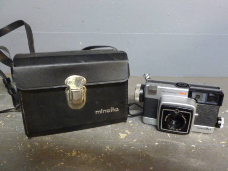 lot 65 image: Vintage Camera