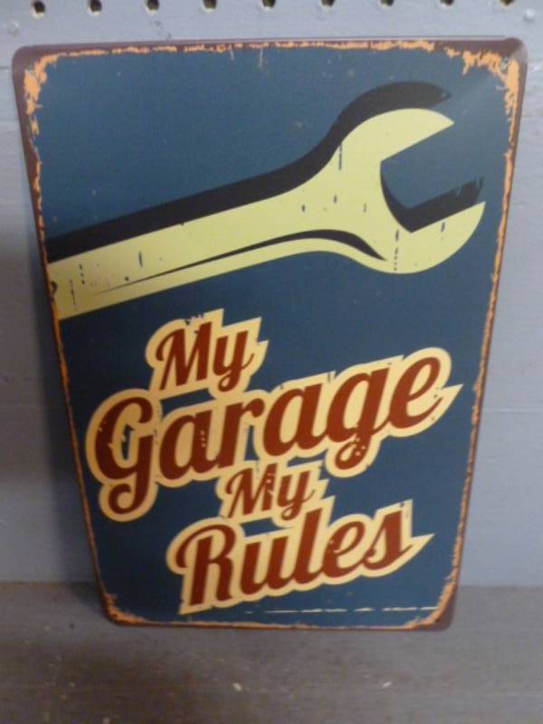lot 76 image: Sign