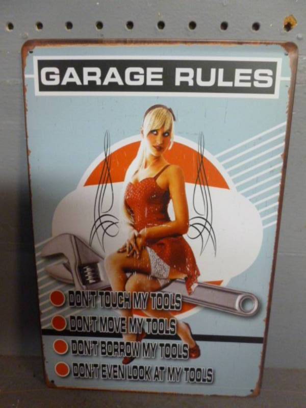 lot 81 image: Sign