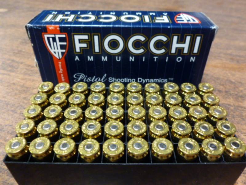 lot 117 image: Pistol Ammo