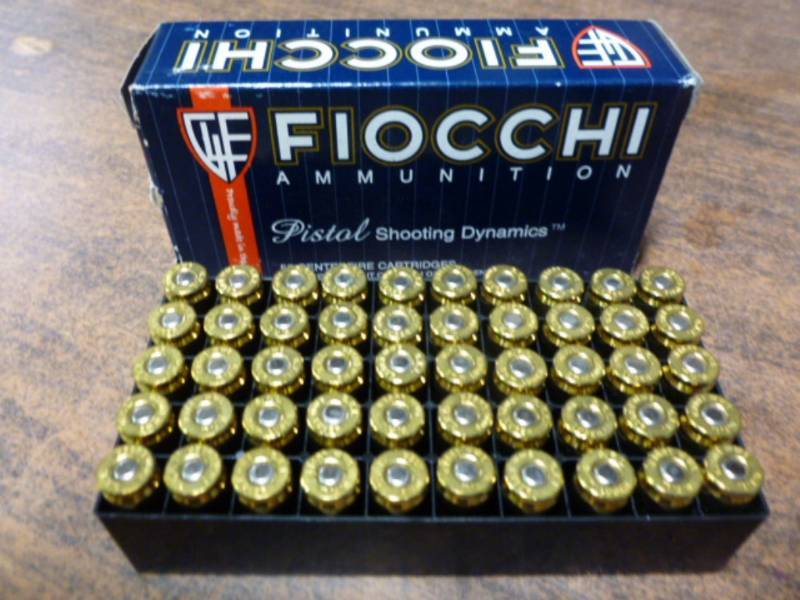 lot 126 image: Pistol Ammo