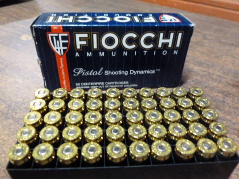 lot 130 image: Pistol Ammo