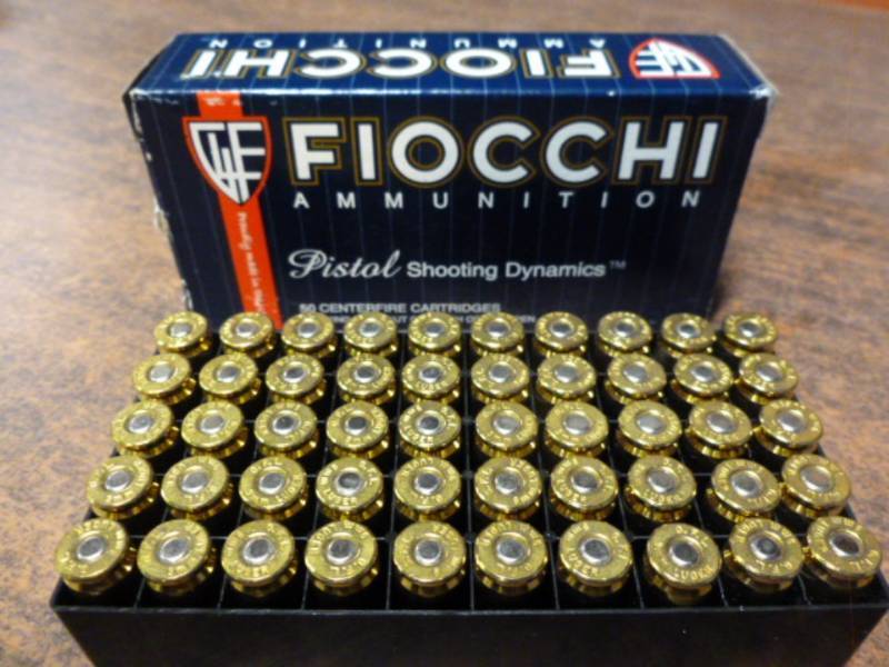 lot 132 image: Pistol Ammo