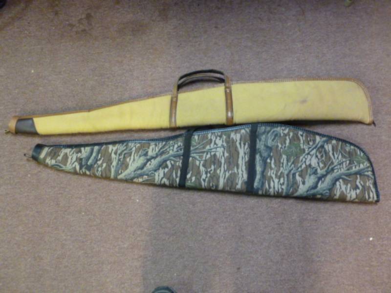 lot 206 image: Gun Cases