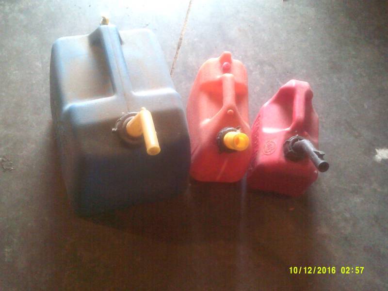 GAS CANS