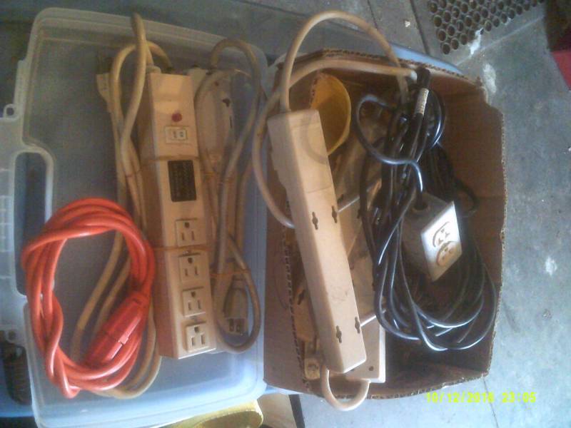 SURGE PROTECTORS AND CORDS