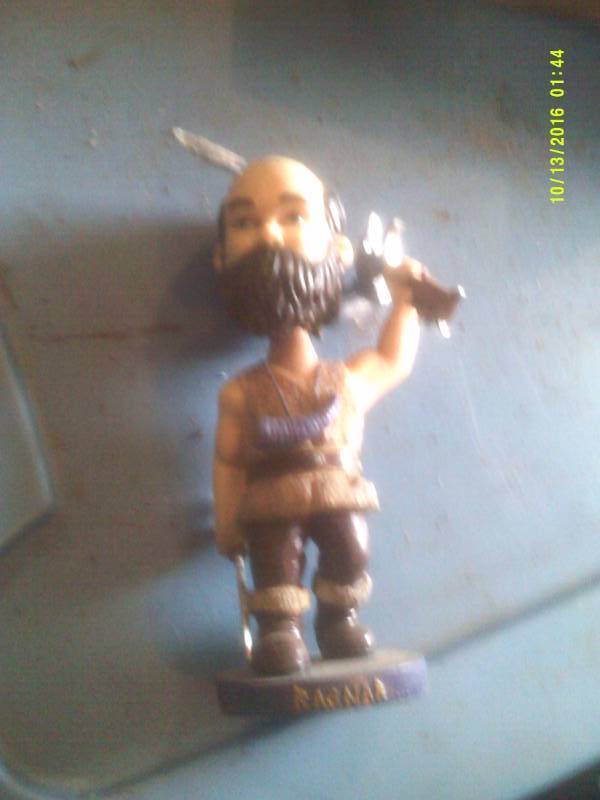 VINTAGE RAGNER VIKINGS BOBBLE HEAD