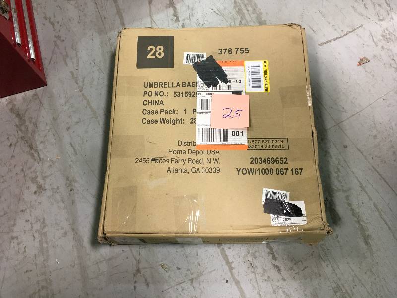 lot 25 image: 26 lbs. Patio Umbrella Base in Black